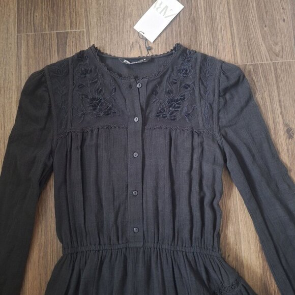 NWT Zara Black Tiered Embroidered Mini Dress Lined 100% Cotton - Picture 3 of 9